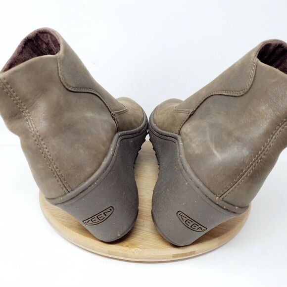KEEN Akita Ankle Boots Womens 9.5 Brown Leather Wedge Lug Bootie Shoes - Picture 9 of 14